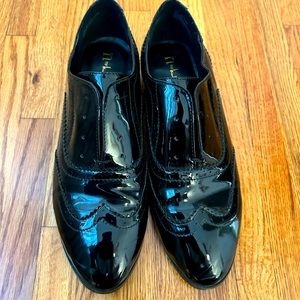 Nicole Miller Patent Leather Black Tuxedo Shoes - Women’s Size 11